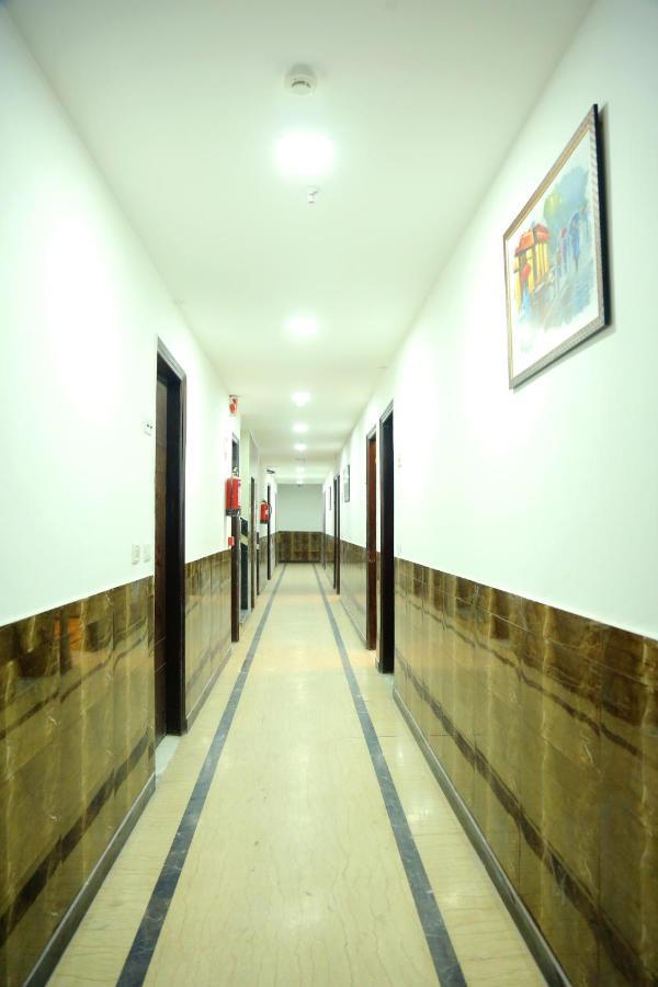 Aerocity Hotel Jindal Palace Delhi- A Well Hygiene Property"All Staff Vaccinated " Nuova Delhi Esterno foto