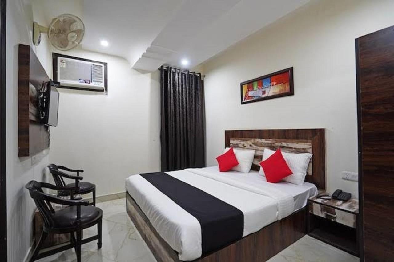 Aerocity Hotel Jindal Palace Delhi- A Well Hygiene Property"All Staff Vaccinated " Nuova Delhi Esterno foto