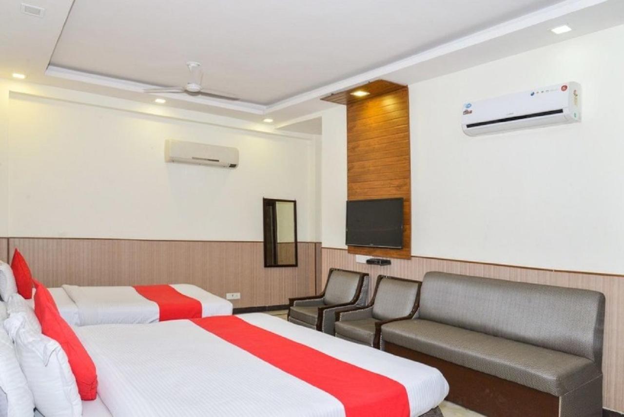 Aerocity Hotel Jindal Palace Delhi- A Well Hygiene Property"All Staff Vaccinated " Nuova Delhi Esterno foto