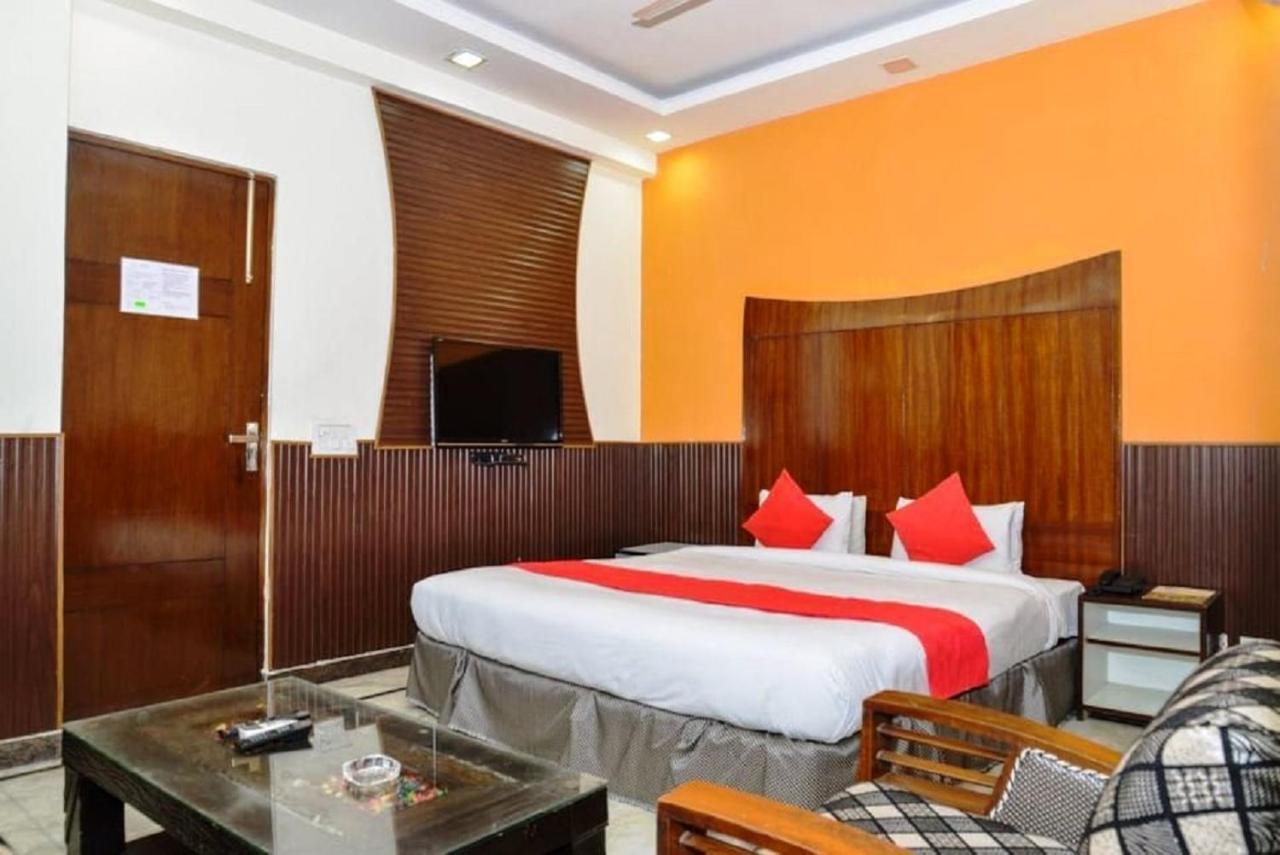 Aerocity Hotel Jindal Palace Delhi- A Well Hygiene Property"All Staff Vaccinated " Nuova Delhi Esterno foto